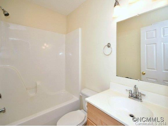 214 OAKMONT DRIVE - Photo 9