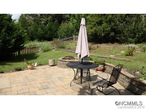 498 MEADOW VIEW DRIVE - Photo 12