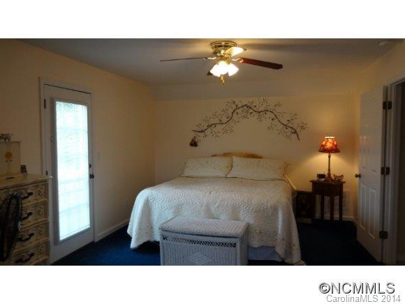 498 MEADOW VIEW DRIVE - Photo 7