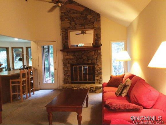 510 Valley View Drive - Photo 2