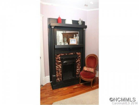 102 JODY STREET - Photo 2