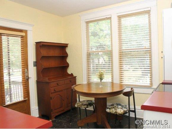 102 JODY STREET - Photo 5
