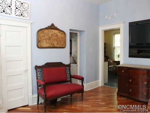 102 JODY STREET - Photo 7