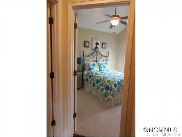 46 Mountain Meadow Circle - Photo 14