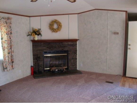 326 Abbott Rd - Photo 2