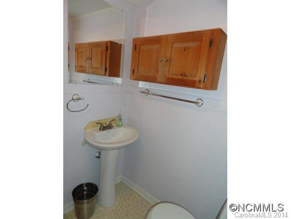 586 Long Shoals Road - Photo 12