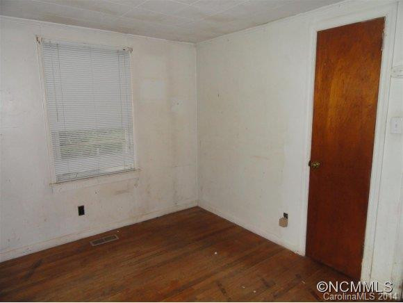 586 Long Shoals Road - Photo 13