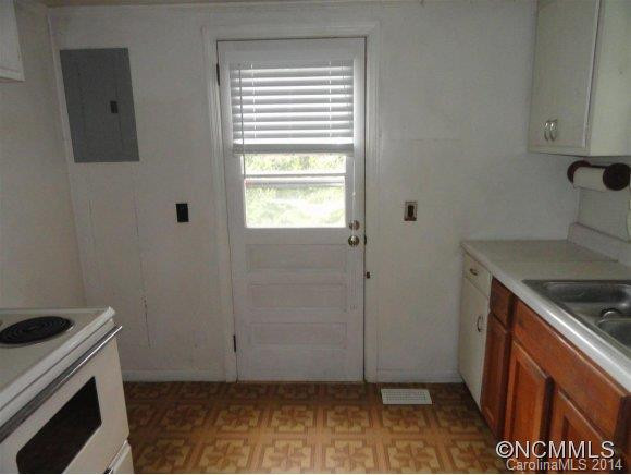 586 Long Shoals Road - Photo 17