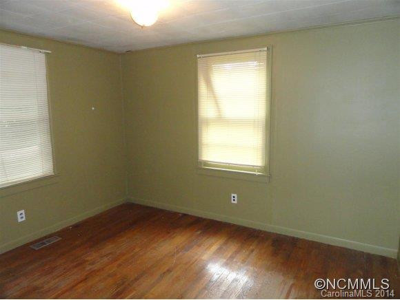 586 Long Shoals Road - Photo 10