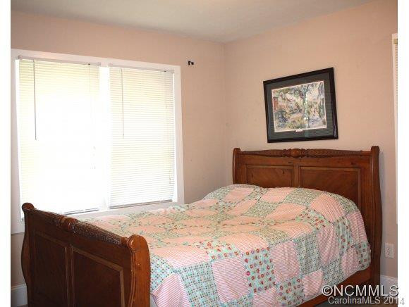 2 Cottage Court - Photo 18