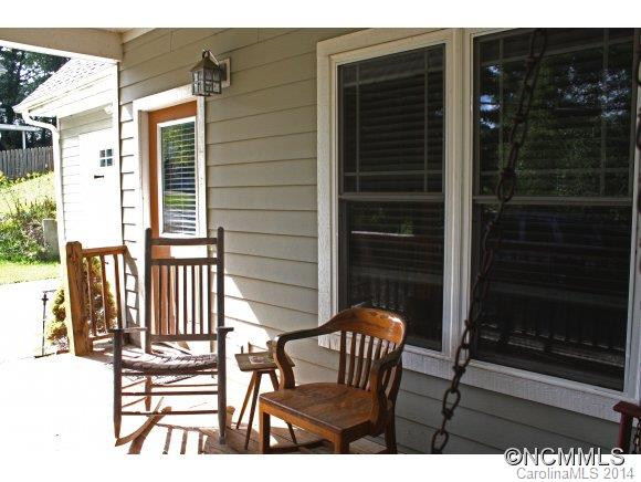 2 Cottage Court - Photo 3