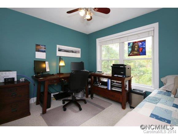 8 Silver Springs Drive - Photo 13