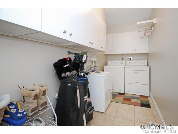8 Silver Springs Drive - Photo 14