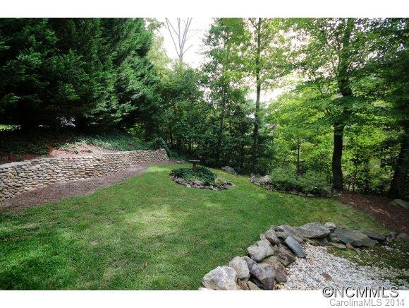 8 Silver Springs Drive - Photo 17