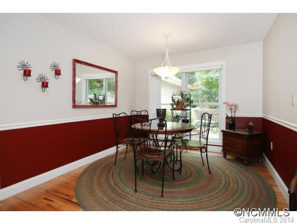 8 Silver Springs Drive - Photo 4