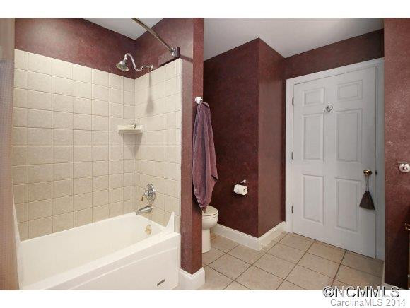 8 Silver Springs Drive - Photo 10