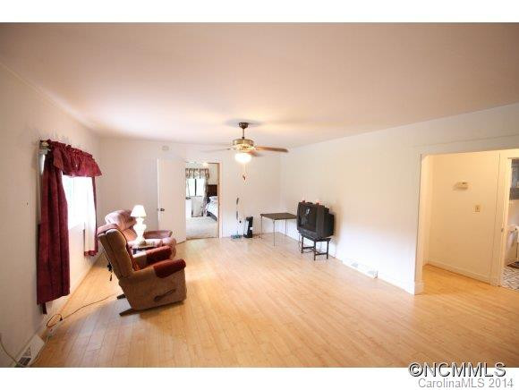 241 Hookers Gap Road Road - Photo 8