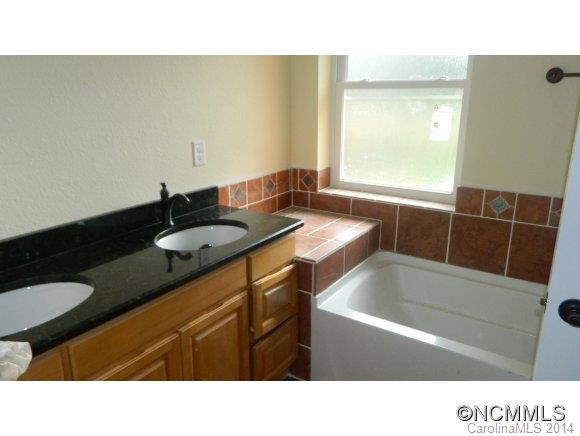401 Forest Hill Drive - Photo 6