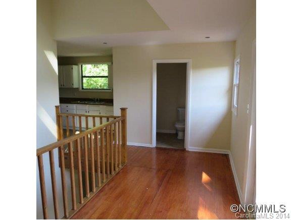 8 LLoyd Young Road - Photo 5