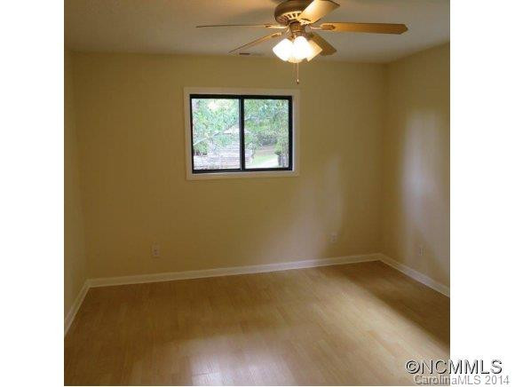 8 LLoyd Young Road - Photo 9