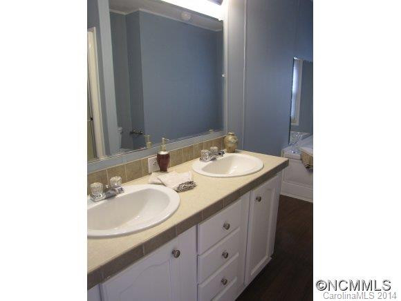 105 Bee Ridge Road - Photo 11