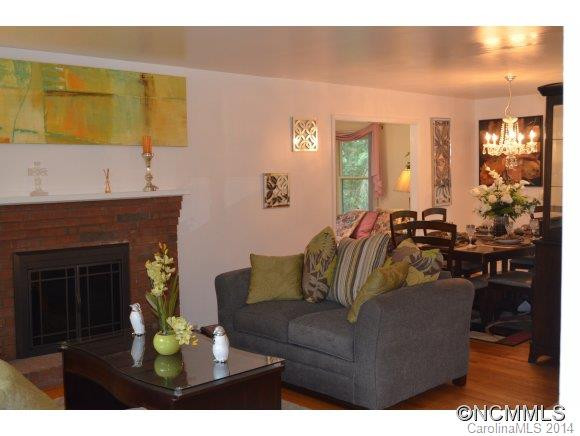 20 Hawthorne Ln - Photo 2