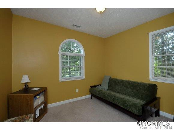 301 SHADECREST LANE - Photo 11