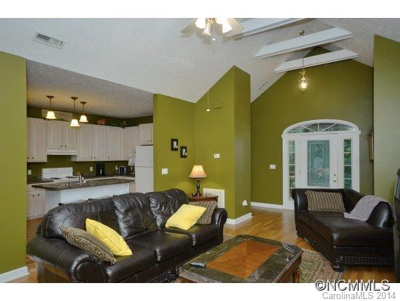 301 SHADECREST LANE - Photo 4