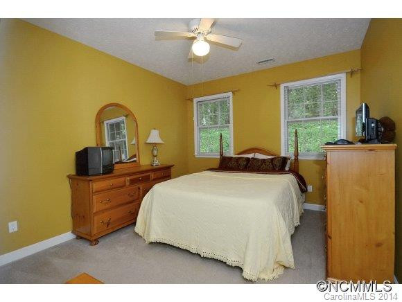 301 SHADECREST LANE - Photo 10