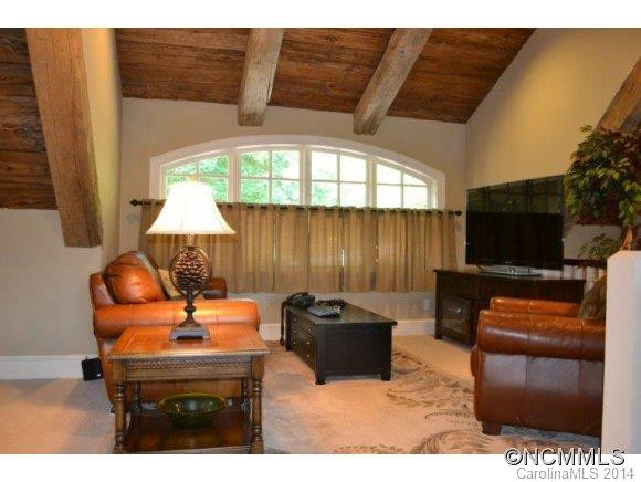 12 Club Drive - Photo 17