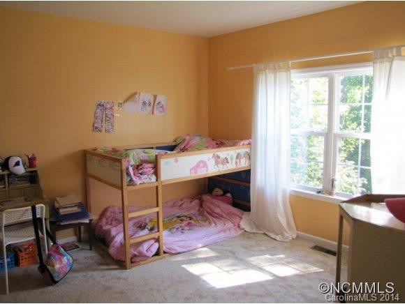 367 Overton Hills - Photo 10