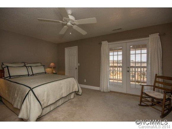 49 Rotunda Circle - Photo 20