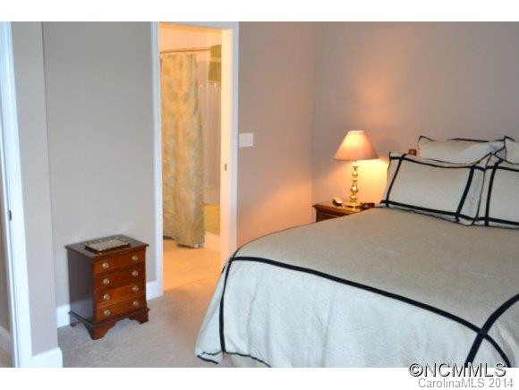 49 Rotunda Circle - Photo 9