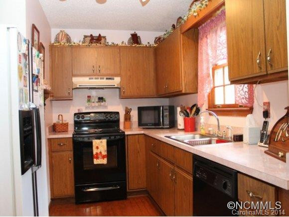 43 GRIFFIN DRIVE - Photo 3