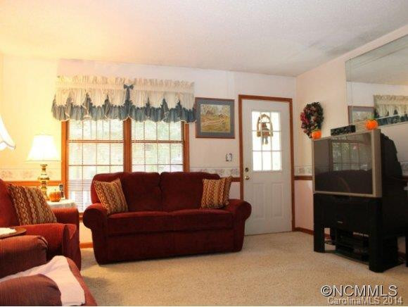 43 GRIFFIN DRIVE - Photo 5