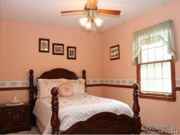 43 GRIFFIN DRIVE - Photo 6