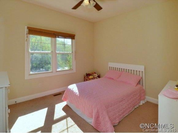 153 Meadow Run Drive - Photo 14