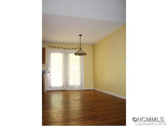 5 Poplar Creek Drive - Photo 4
