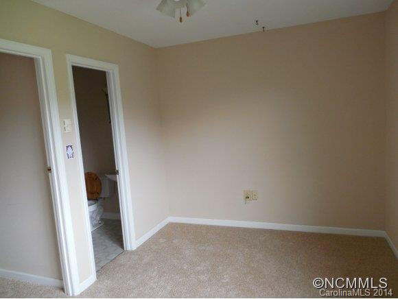 26 Mount Carmel Drive - Photo 5