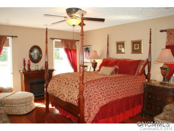 2 McCredie Court - Photo 5