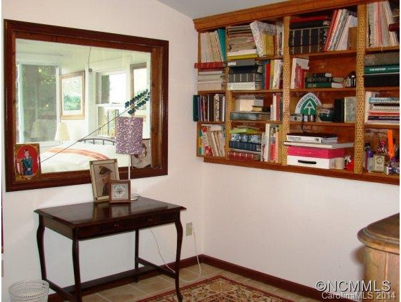 629 South Valley View - Photo 13