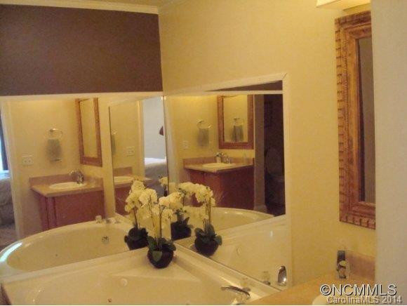 10 Kates Meadow Ln - Photo 12
