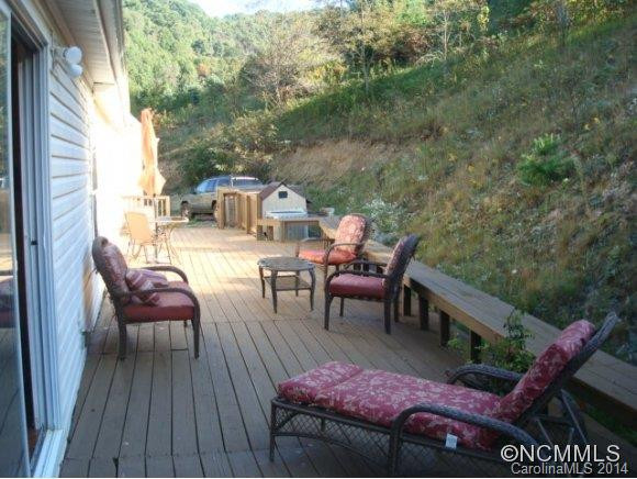 10 Kates Meadow Ln - Photo 4