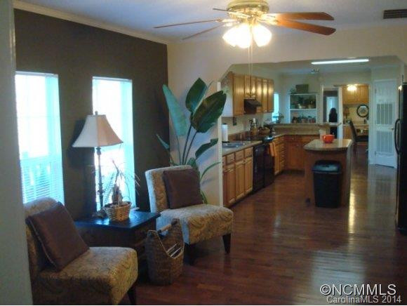 10 Kates Meadow Ln - Photo 5