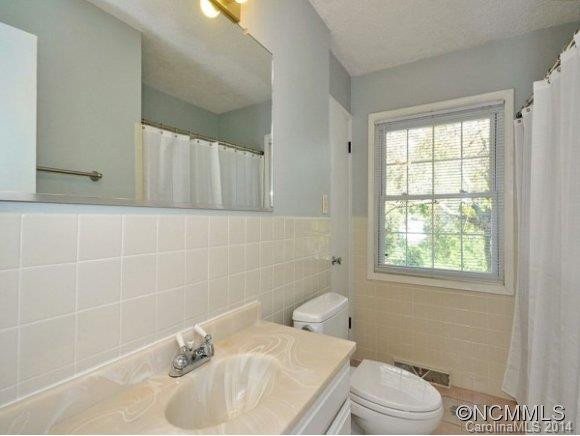 24 Wisteria Drive - Photo 11