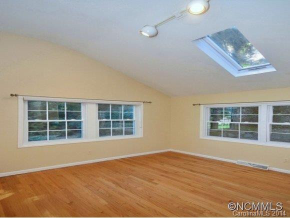 24 Wisteria Drive - Photo 8
