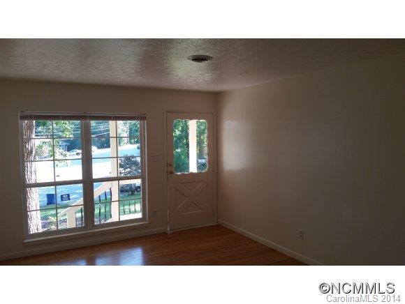 34 Dogwood Ct - Photo 2