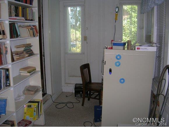 34 Eola Avenue - Photo 17