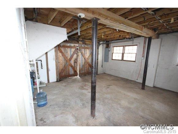 705 Fairview Forest Drive - Photo 12
