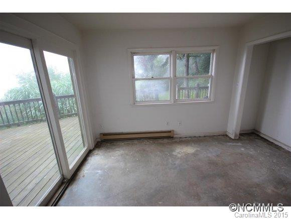 705 Fairview Forest Drive - Photo 14